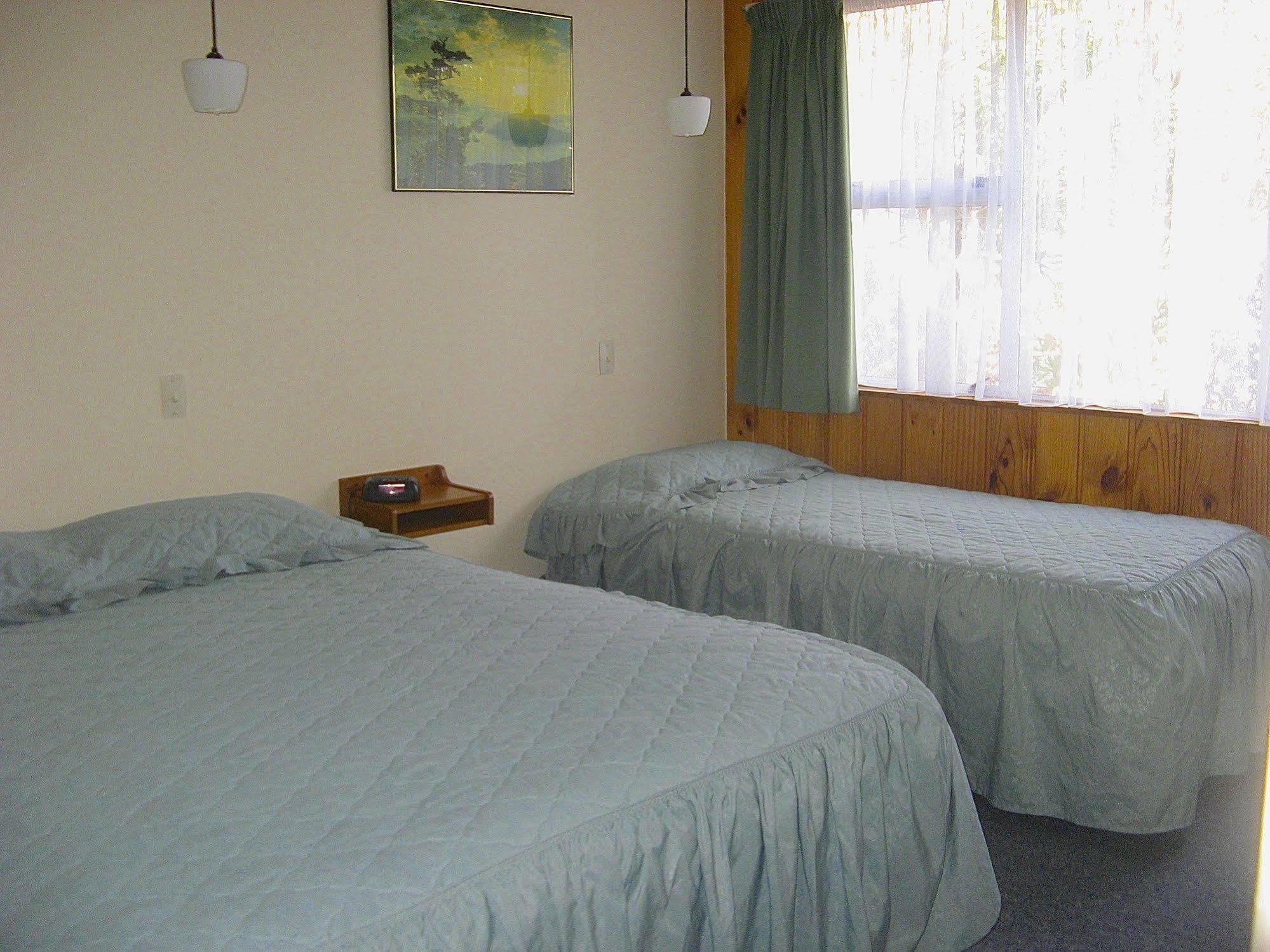 Tongariro River Motel Turangi Exterior foto